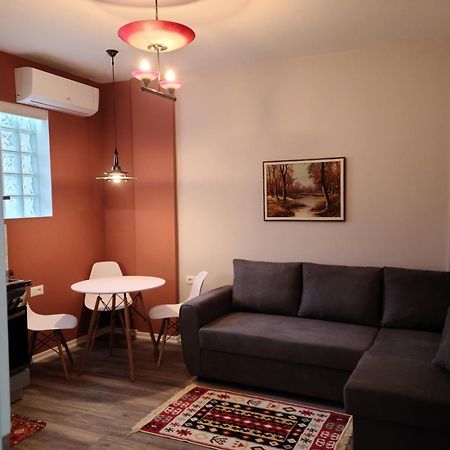 Travelers' Korca Home Luaran gambar