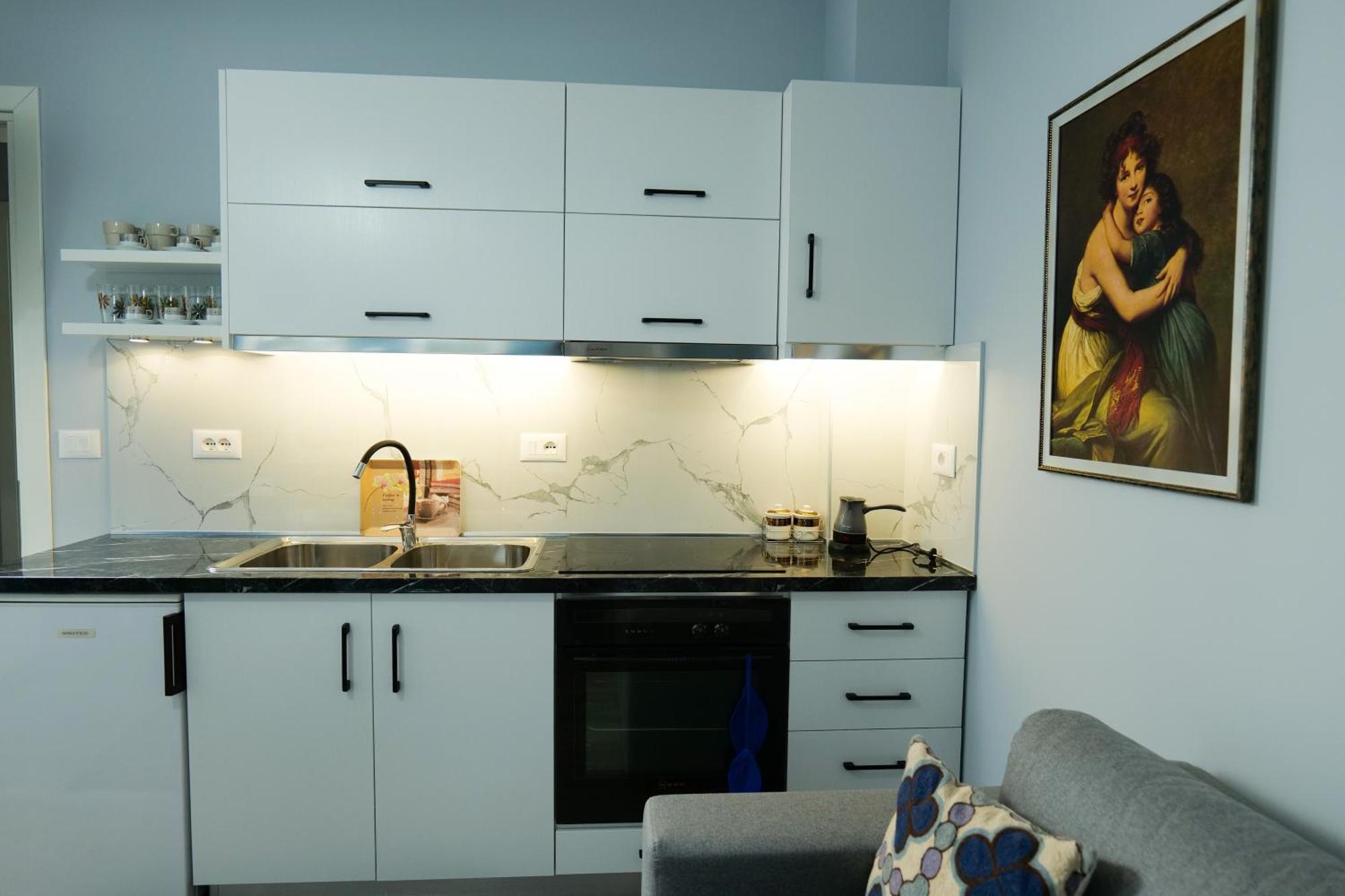 Travelers' Korca Home Luaran gambar
