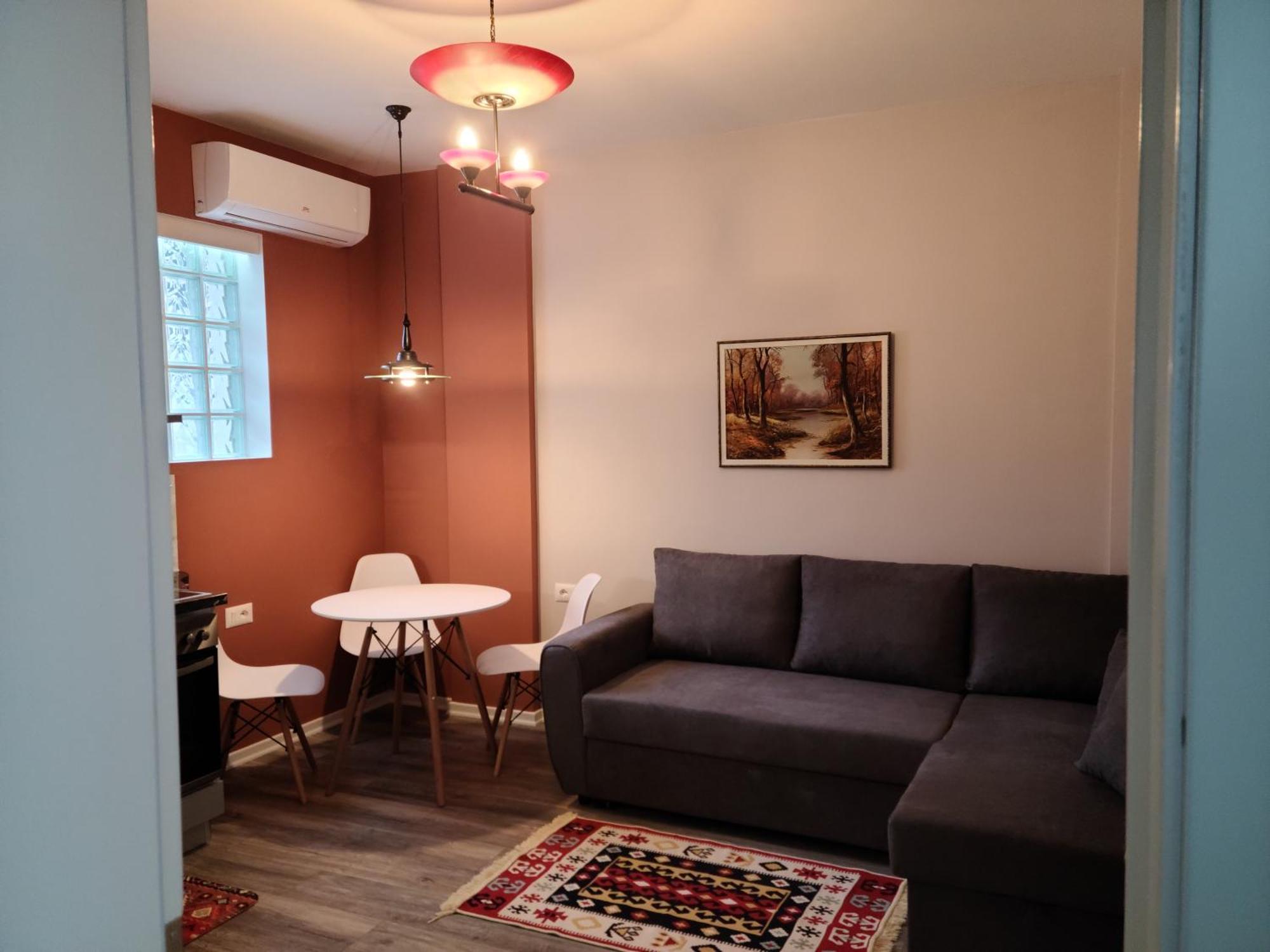 Travelers' Korca Home Luaran gambar